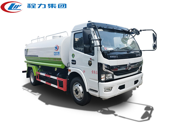 國(guó)六新款東風(fēng)8-10噸灑水車(chē)