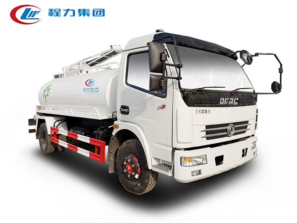 東風(fēng)大多利卡吸糞車(chē)