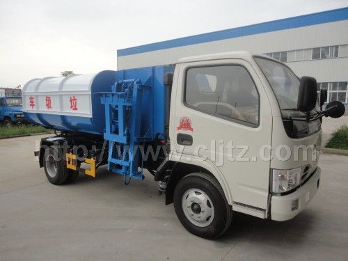 東風(fēng)金霸自裝卸式垃圾車