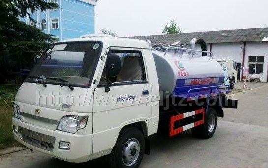 福田1061型吸糞車