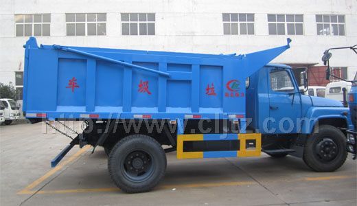 東風(fēng)140密封式垃圾車