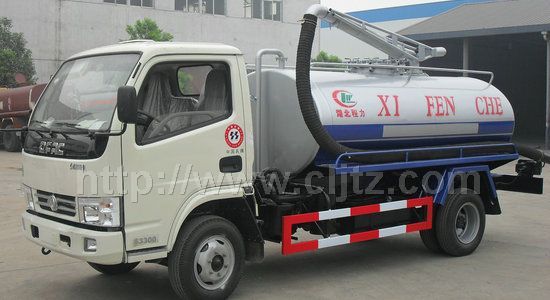 東風(fēng)5立方吸糞車(chē)