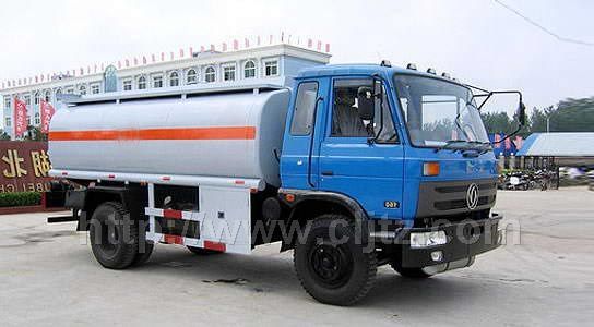 東風(fēng)145油罐車