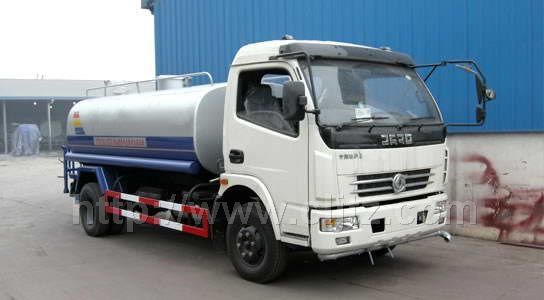 東風(fēng)多利卡灑水車