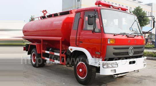 東風(fēng)145搶險(xiǎn)救援照明消防車